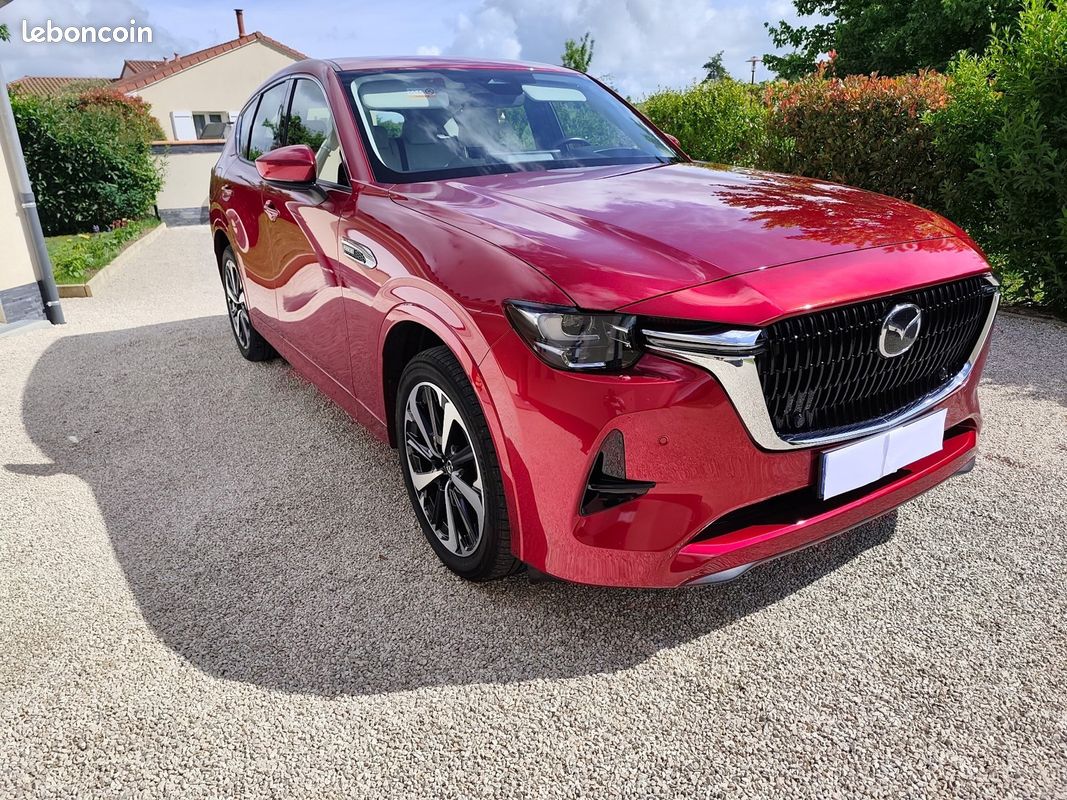 MAZDA CX-60 TAKUMI PHEV 327ch AWD BVA | Toit ouvrant • Cuir Nappa Blanc • Caméra 360° • 2ème main (image 2)
