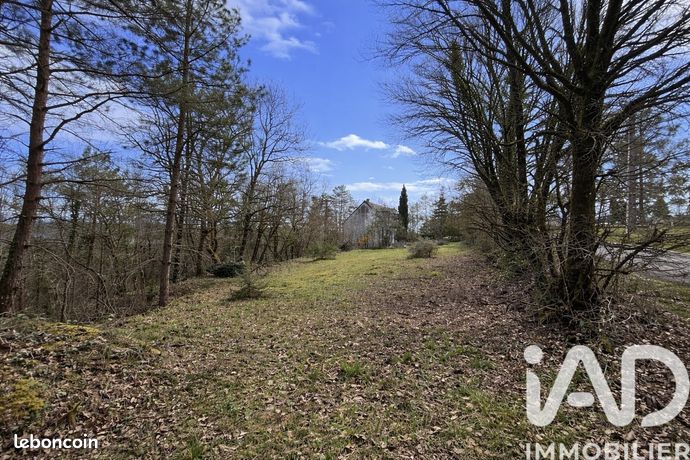 Terrain 2530 m² Noailles
