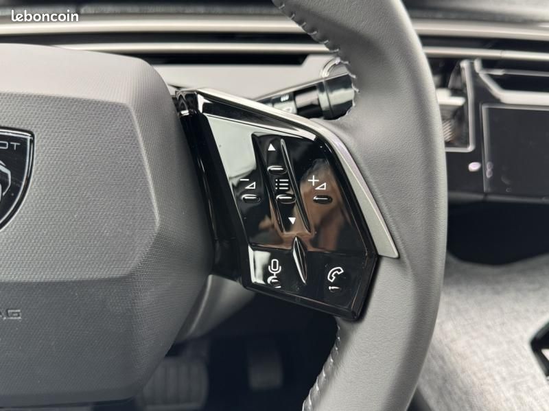 Peugeot 3008 1.2 Hybrid 145 Allure e-DCS6 / GPS + CAMERA / GARANTIE 12 MOIS (image 26)