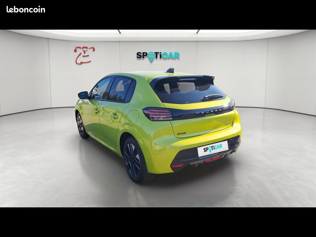 Peugeot 208 1.2 Hybrid 110ch Allure e-DCS6 (image 3)