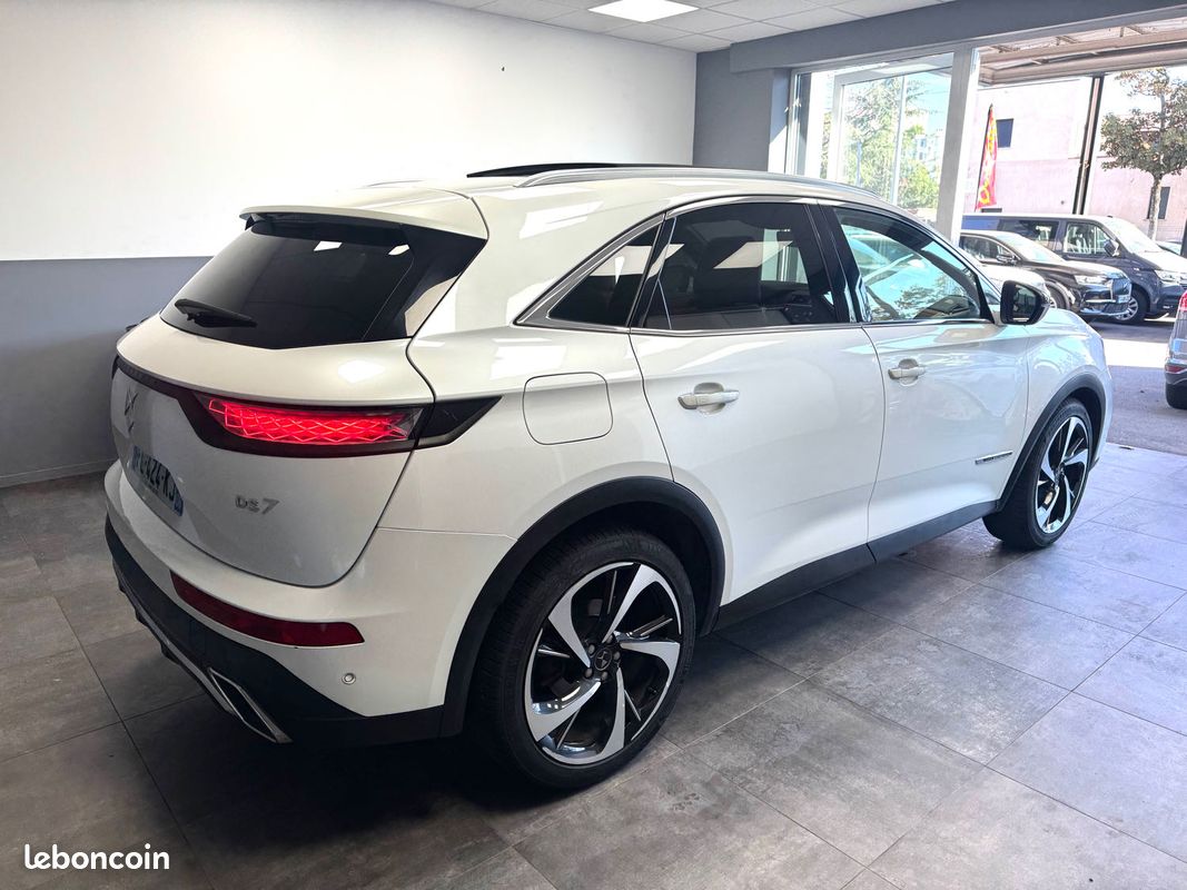 Ds ds7 crossback 2.0 bluehdi 180 cv eat8 grand chic opera 2019 (image 5)
