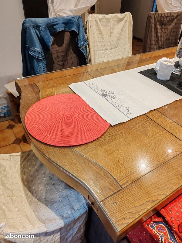 Vends salle à manger complète (image 4)