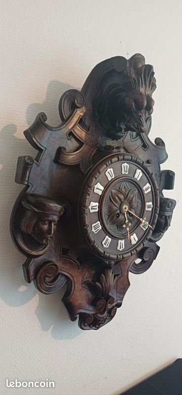 Porte-montre En Bois Sculpté Vintage - Style Forêt Noire Années 50 - Motif Végétal - Occasion 'dans Son Jus'