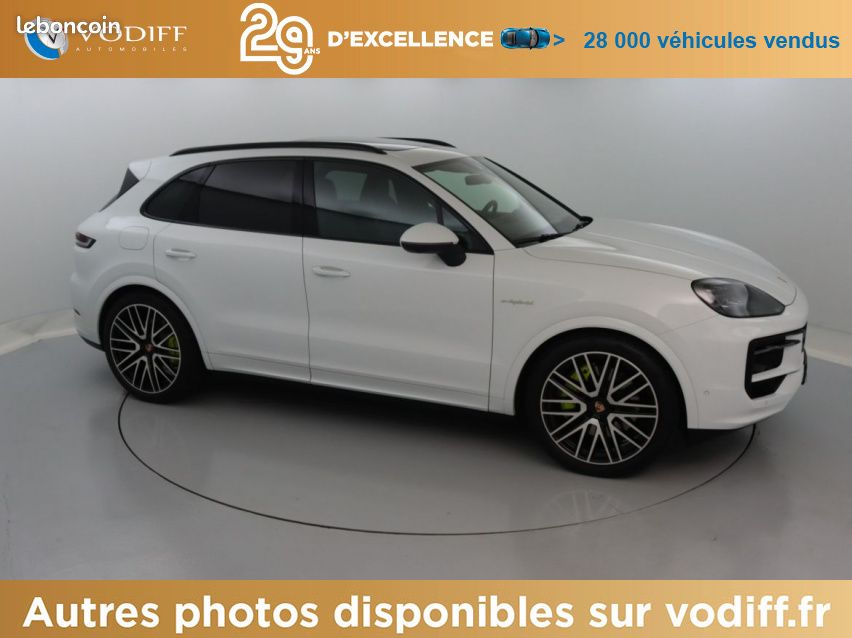 Porsche Cayenne E-HYBRID 470 CV (image 33)
