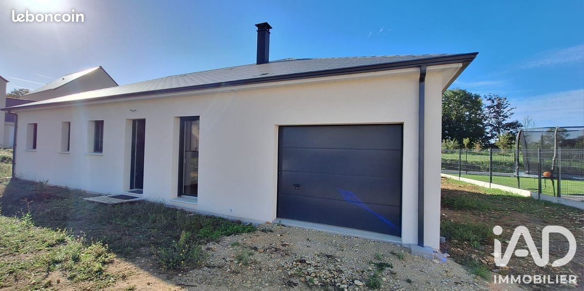 Maison 5 pièces 101 m² · à Escoville · 101 m² · 336 000 €