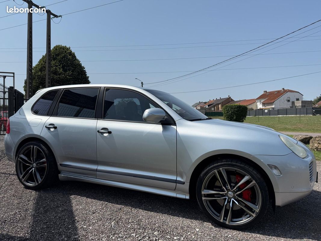 PORSCHE CAYENNE 4,5 TURBO S 521 ch 5P BVA - Financement à partir de 299e/Mois (image 12)