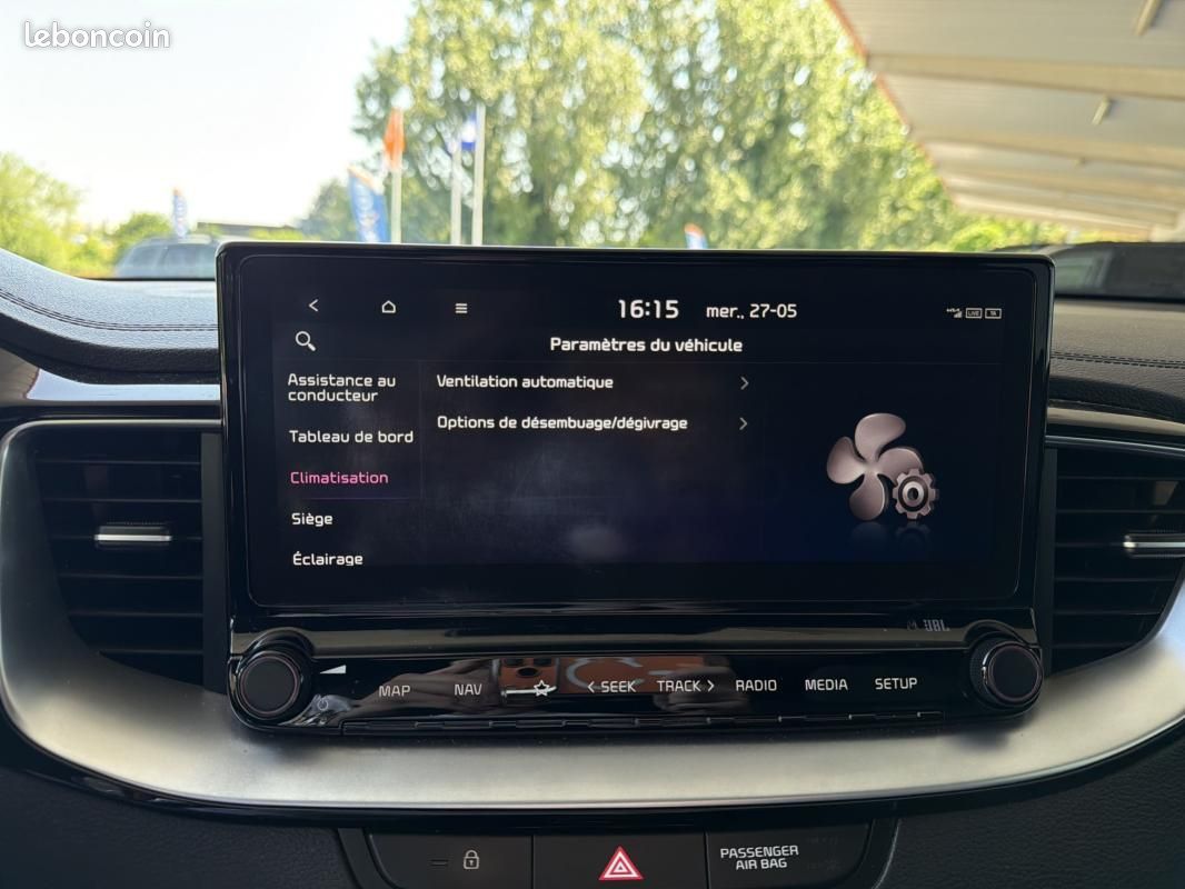 Kia Pro_cee'd 1.6 CRDI 136 DCT7 GT LINE PREMIUM (image 25)