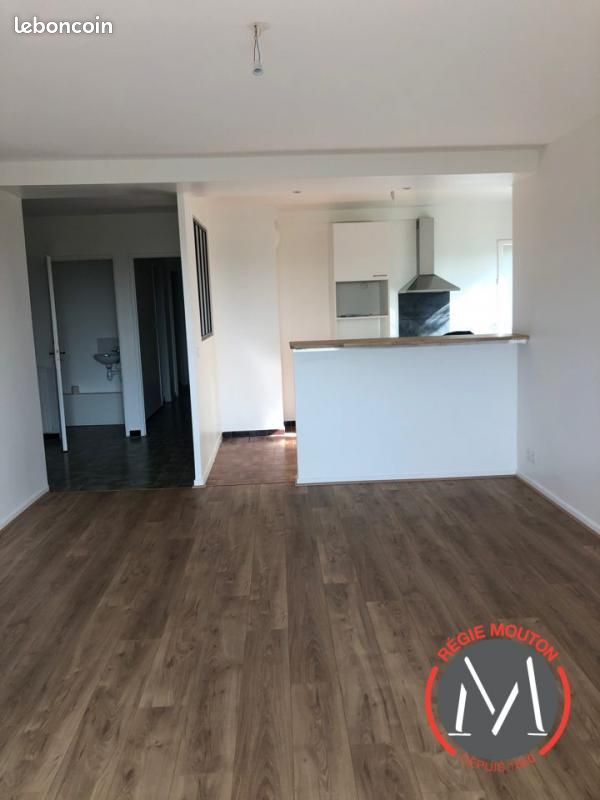 Appartement a louer rillieux-la-pape - 4 pièce(s) - 94 m2 - Surfyn