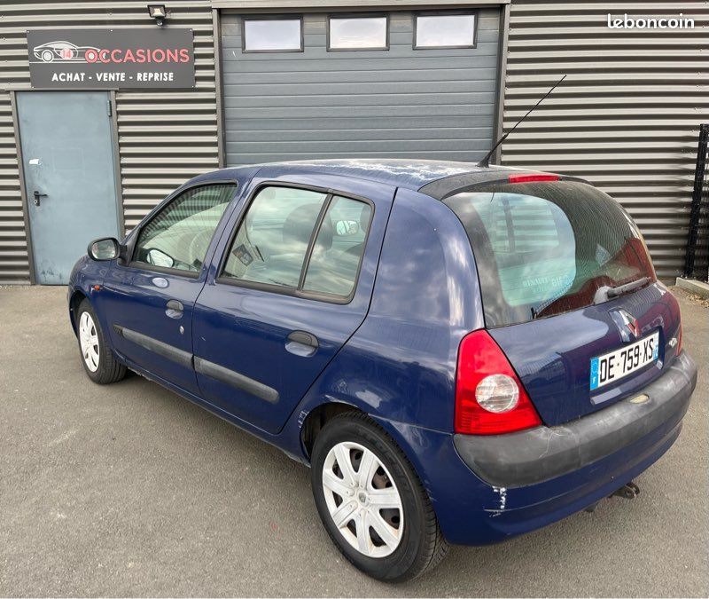 Renault clio 2 ( phase 2 ) 1.2 i 75 ch (image 4)