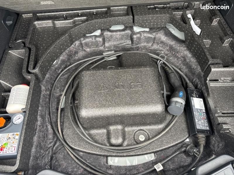 Ford Kuga 2.5 Duratec 225ch PHEV ST-Line X BVA (image 10)