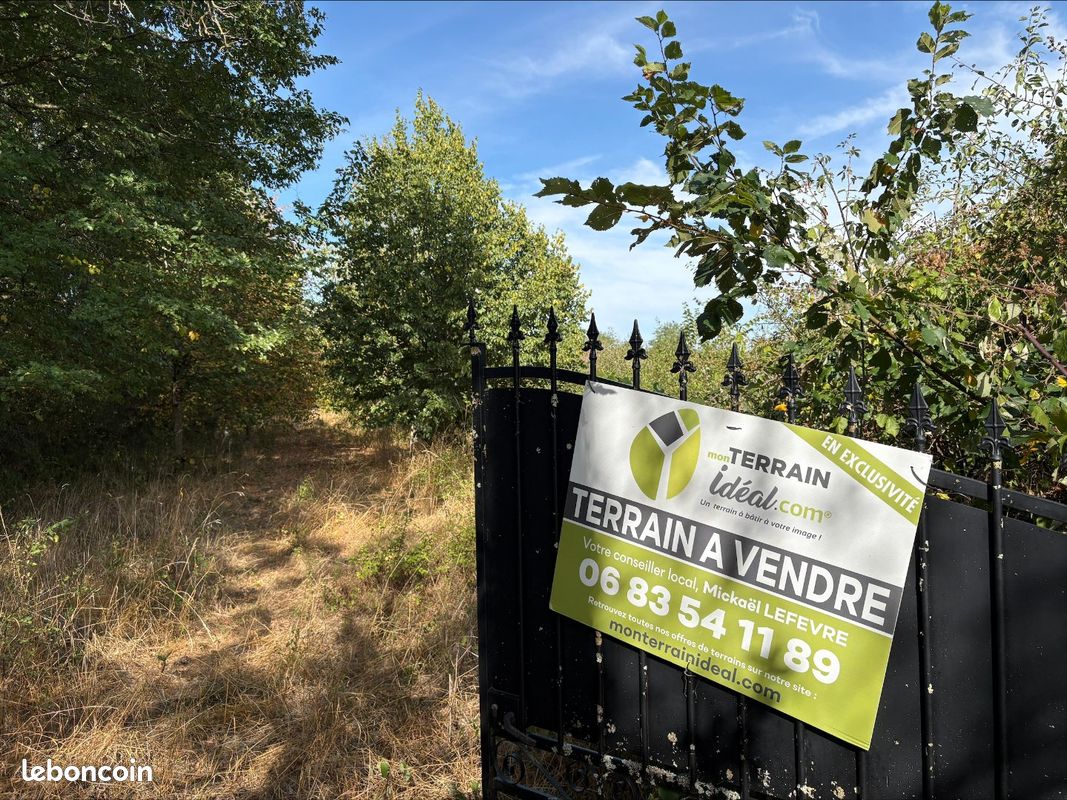 Terrain 47000 m² NEUILLAY LES BOIS · à Neuillay-les-Bois · 45 240 €