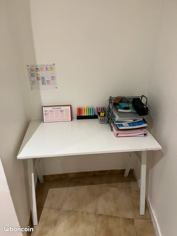 Bureau blanc (image 1)