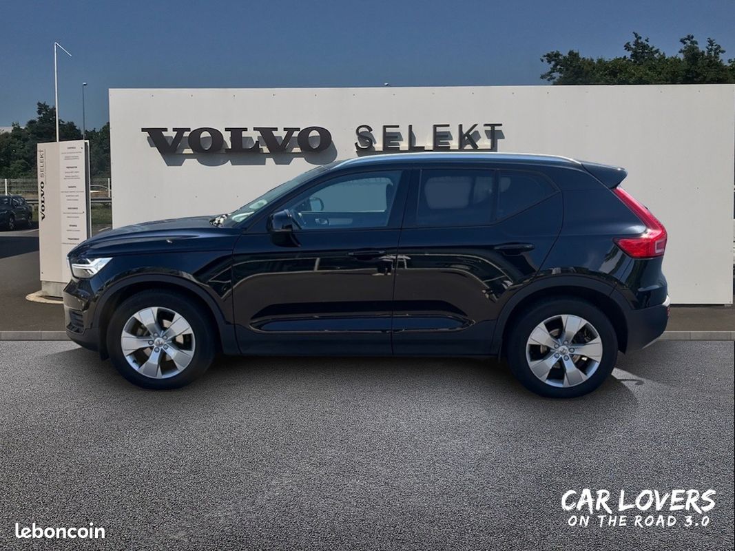 VOLVO XC40 D3 AdBlue 150 ch Geartronic 8 Momentum (image 2)