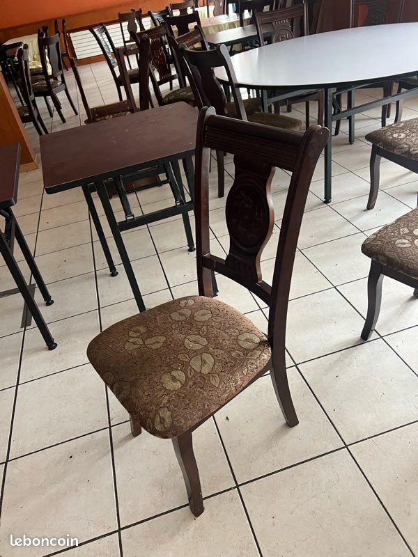 Chaise et table restaurant (image 1)