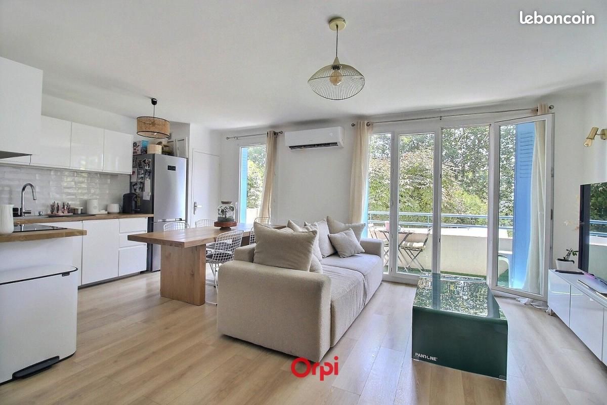 Appartement 3 pièces 60 m² · à Marseille · 60 m² · 240 000 €