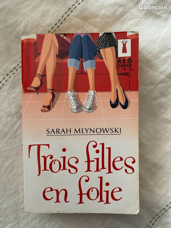 Livre "Trois filles en folie" de Sarah Mlynowski , bon état (image 1)