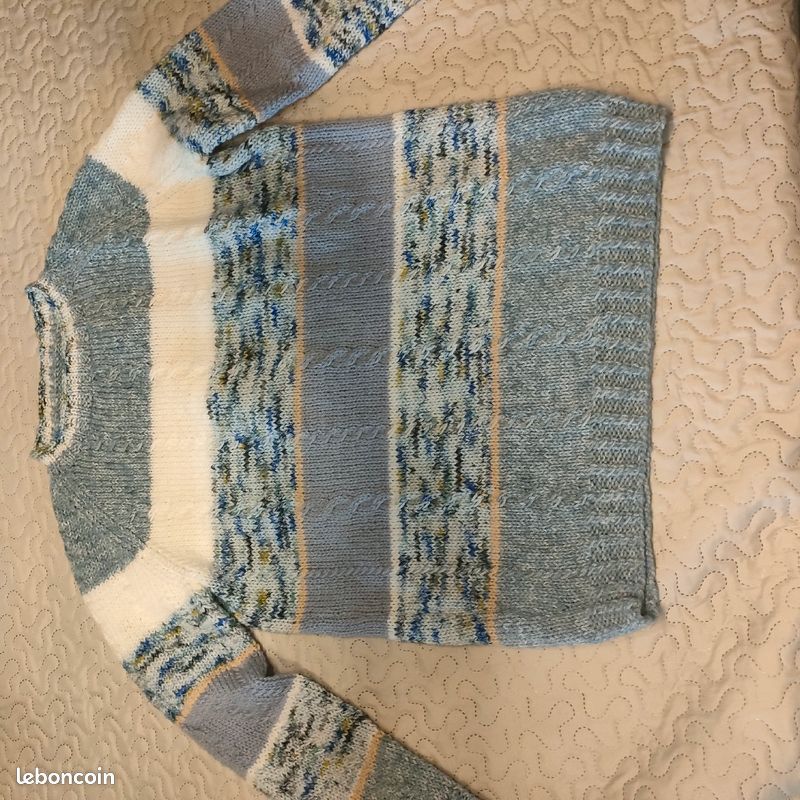 Pulls en laine fait main neuf (image 3)