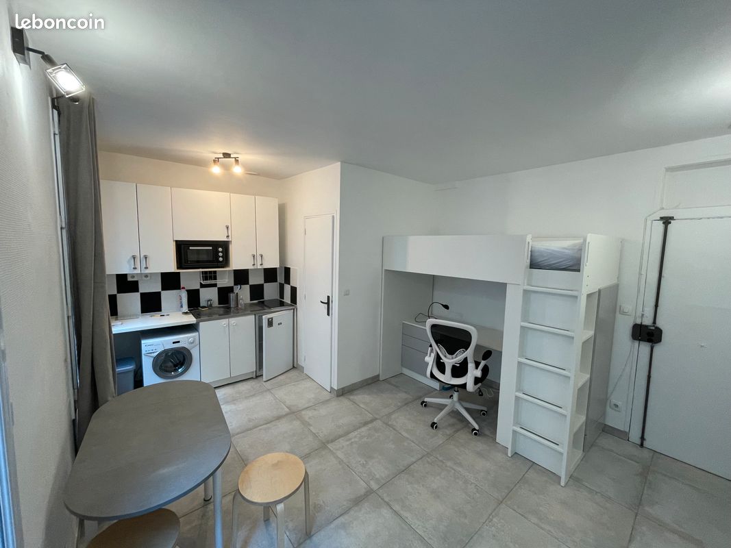 Appartement 1 pièce 18 m² · à Paris · 18 m² · 850 €/mois