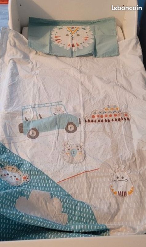 Parure housse de couette taie d'oreiller bébé Vertbaudet