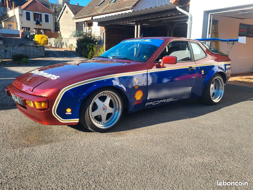 Porsche 944 (image 1)