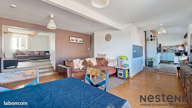 Maison 6 pièces 213 m²