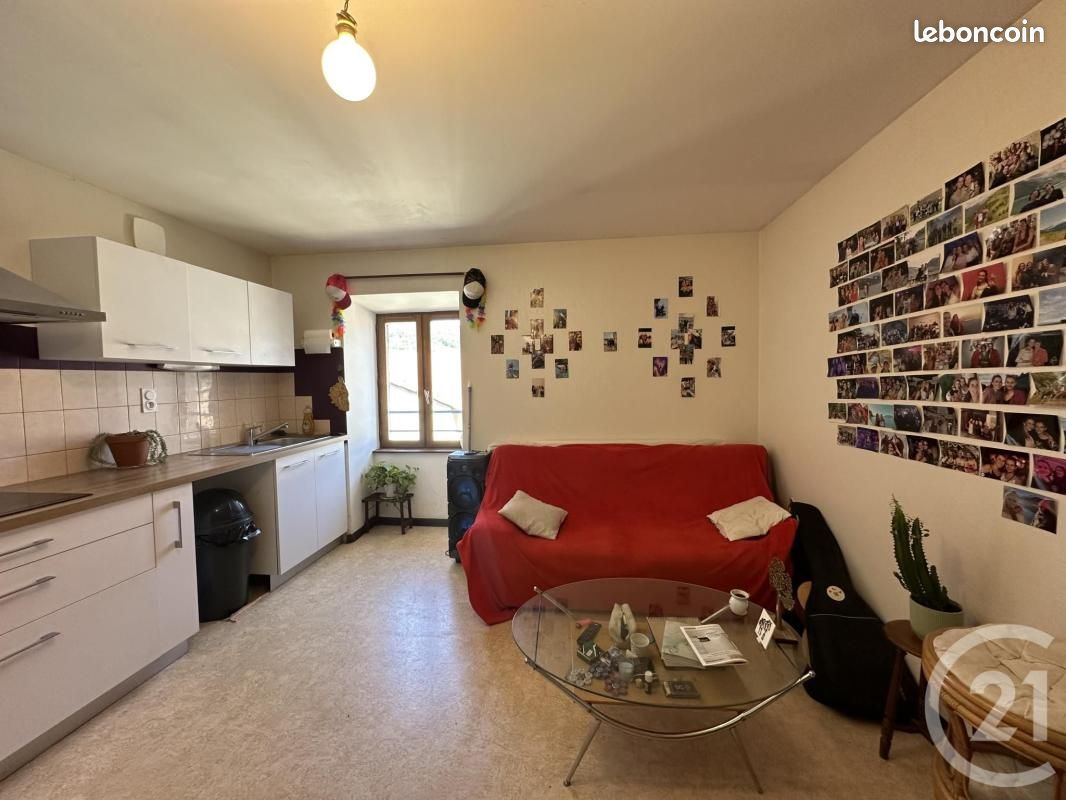 Appartement 2 pièces 44 m² · à Saint-Affrique · 44 m² · 388 €