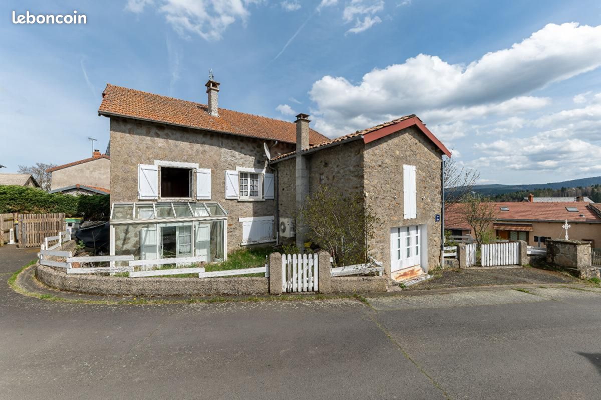 Maison 7 pièces 180 m² · à Védrines-Saint-Loup · 180 m² · 98 100 €