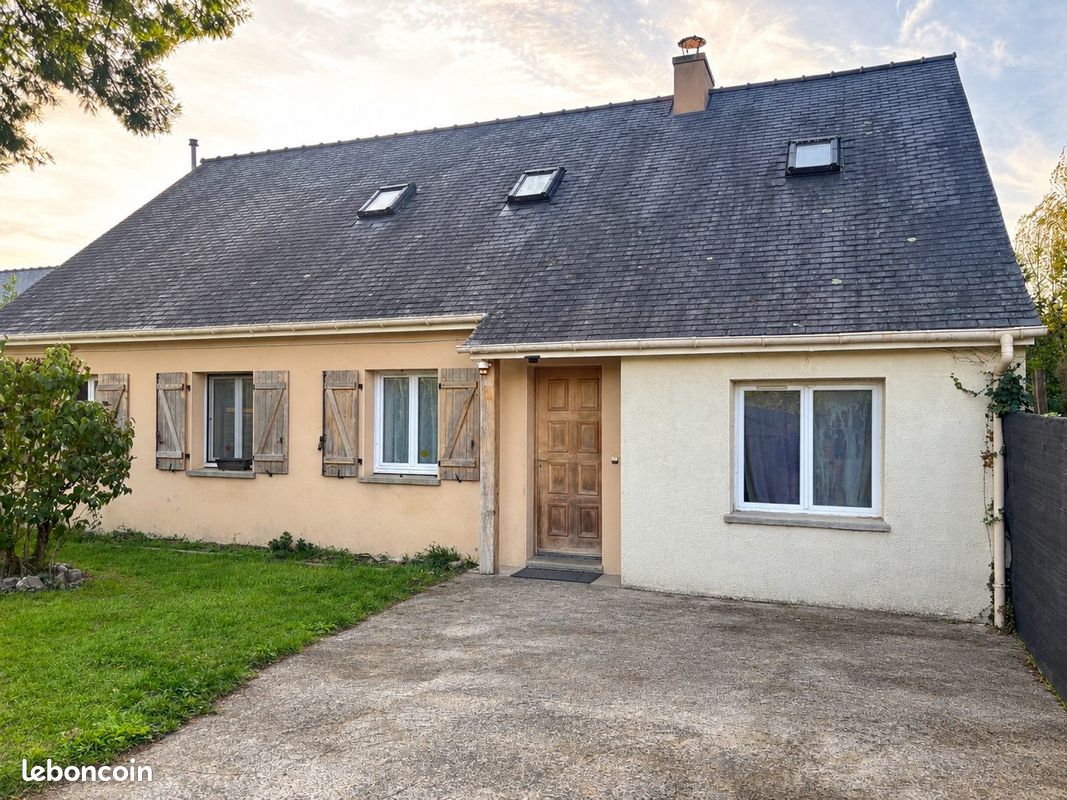 Maison 7 pièces 140 m² · à Saint-Gildas-des-Bois · 140 m² · 292 000 €