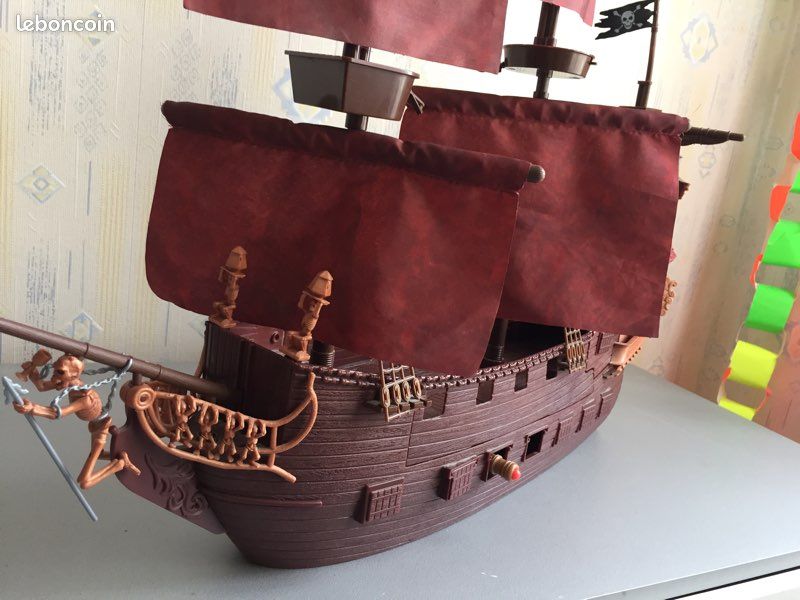 Bateau Pirates (image 2)