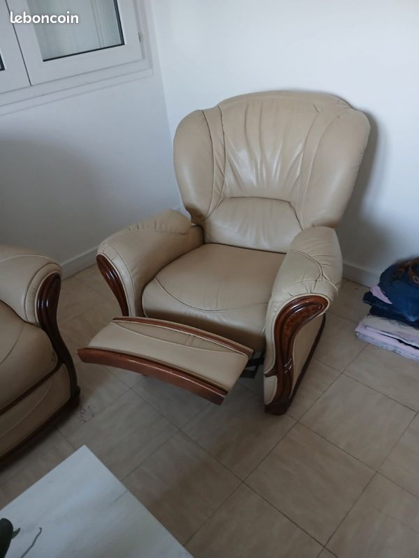 Canapé Cuir Beige – 2/3 Places – 200 Cm – Bon État – Occasion