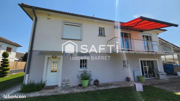 Propriété 7 pièces 200 m²