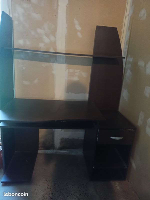 Bureau informatique (image 1)