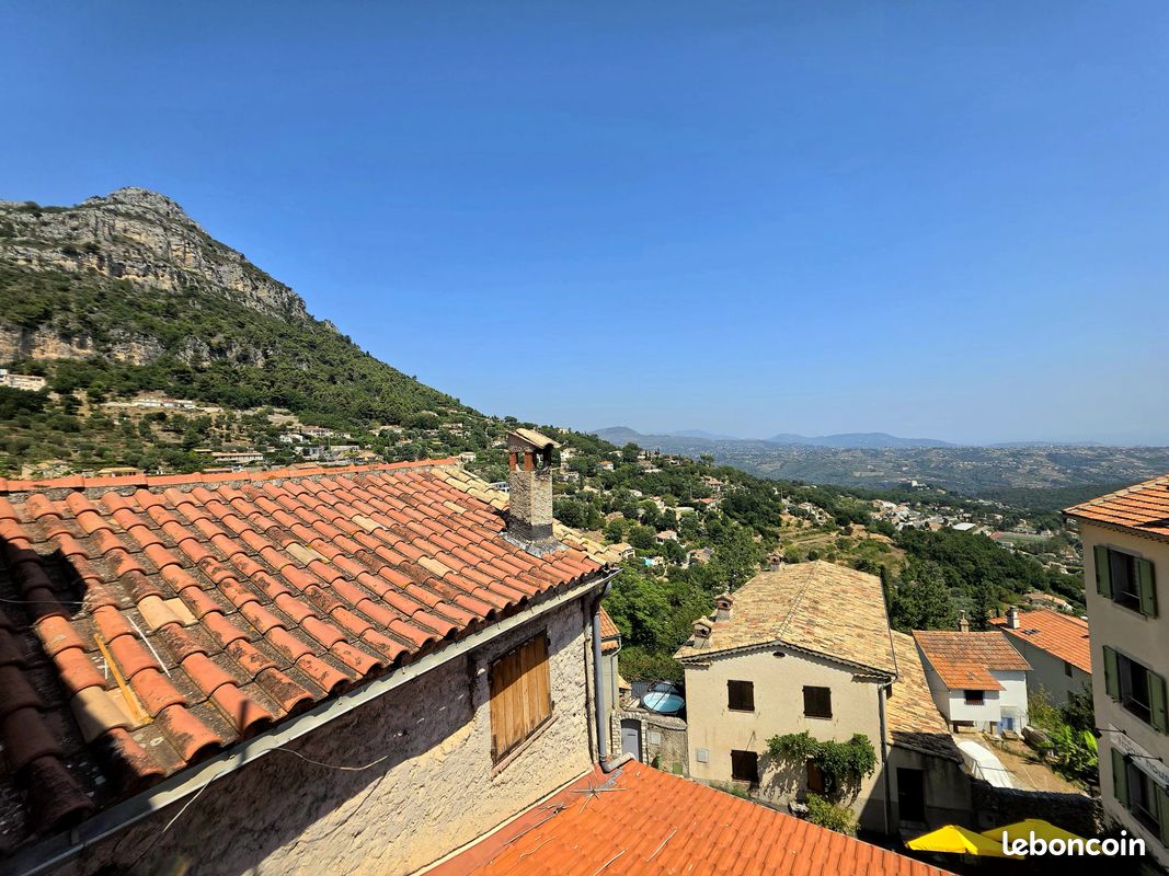 Maison 4 pièces 70 m² · à Saint-Jeannet · 70 m² · 235 000 €