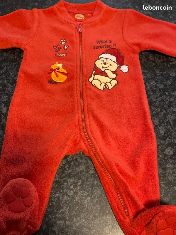 Pyjama de Noël 🎄 Winnie l’ourson (image 1)