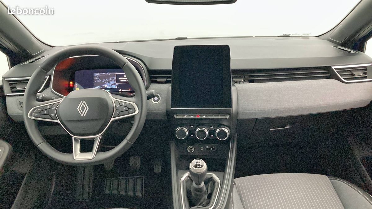 Renault clio tce 90 ch gsr2 techno (image 3)