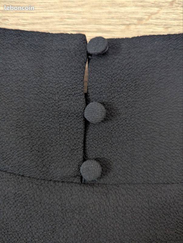 Robe noire manches 3/4 (image 3)