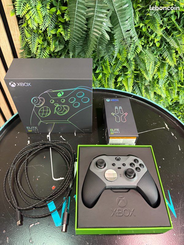 Manette Officielle Microsoft Xbox Series X|S très bon état