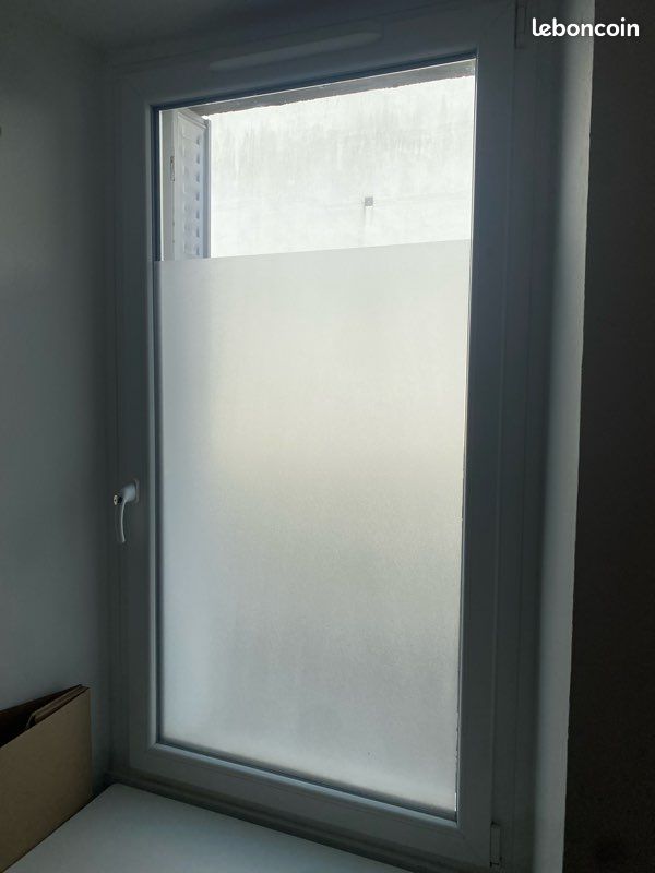 Fenêtre PVC blanche (image 1)