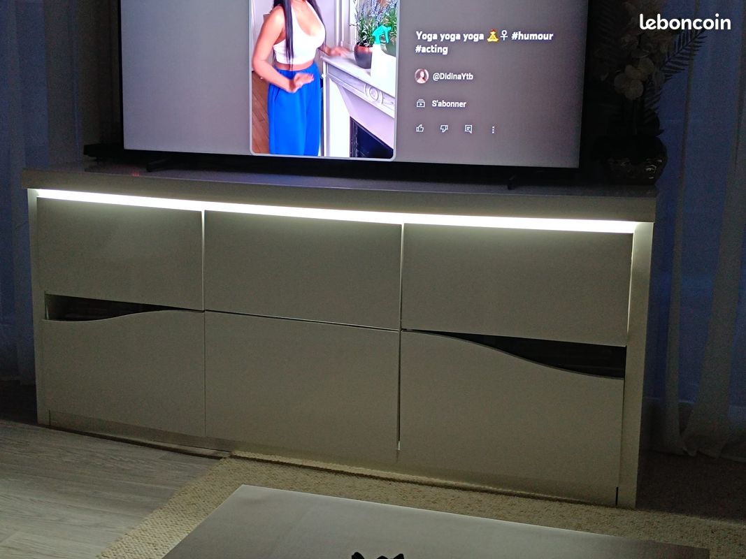 Buffet blanc (image 2)