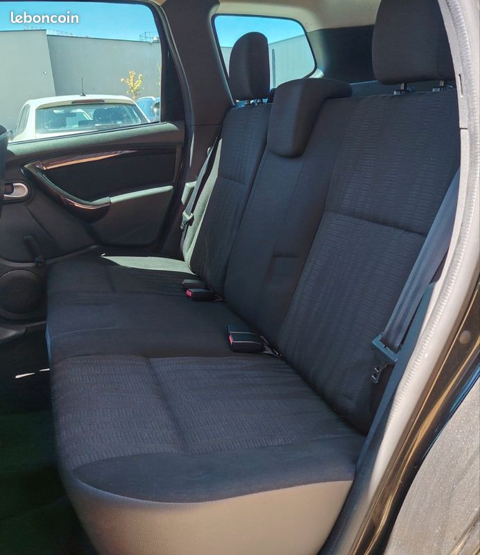 Dacia DUSTER 1.5 DCI 110CH 4X4 (image 5)