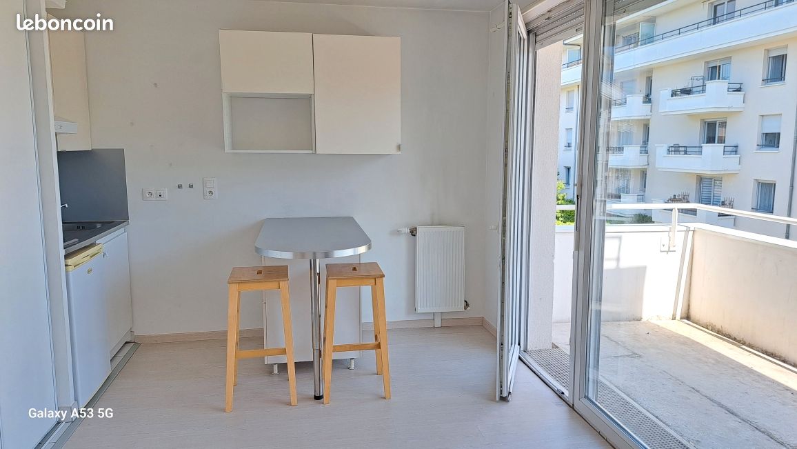 Appartement a louer saint-ouen-l'aumone - 1 pièce(s) - 25 m2 - Surfyn