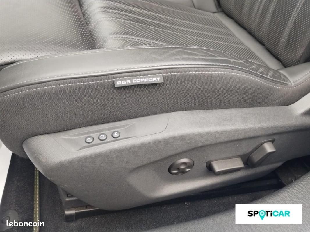 Peugeot 308 PHEV 225 e-EAT8 GT Pack (image 16)