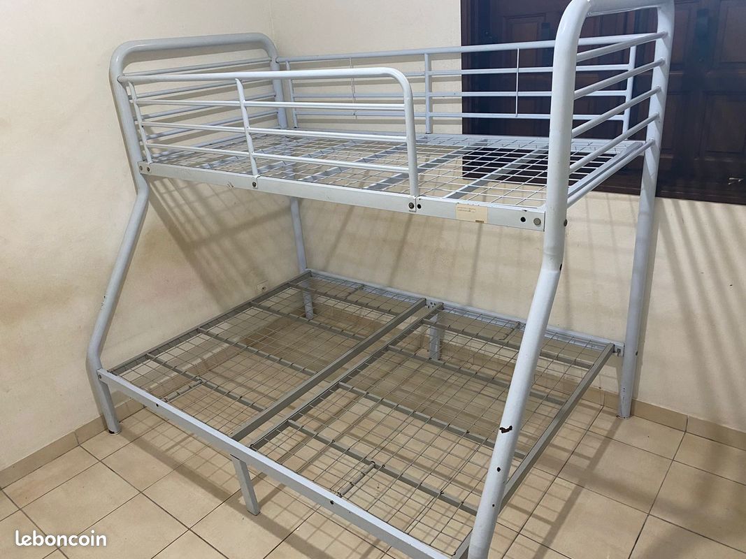 Vend lit superposé à 150 euros (image 1)