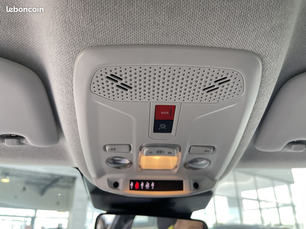 Citroen C4 1.2 HYBRIDE 145CH S&S BUSINESS AUTOMATIQUE (image 16)