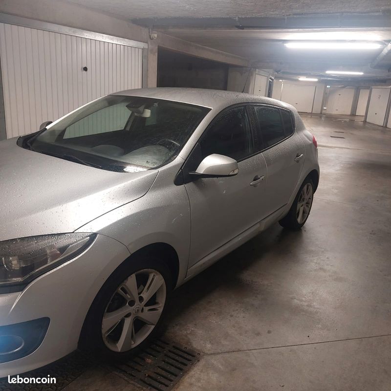 Renault Mégane III - TCE 115 - 2015 (image 1)