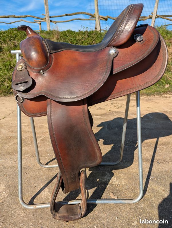 Lot De Conchos Métalliques Pour Selle Western, Occasion