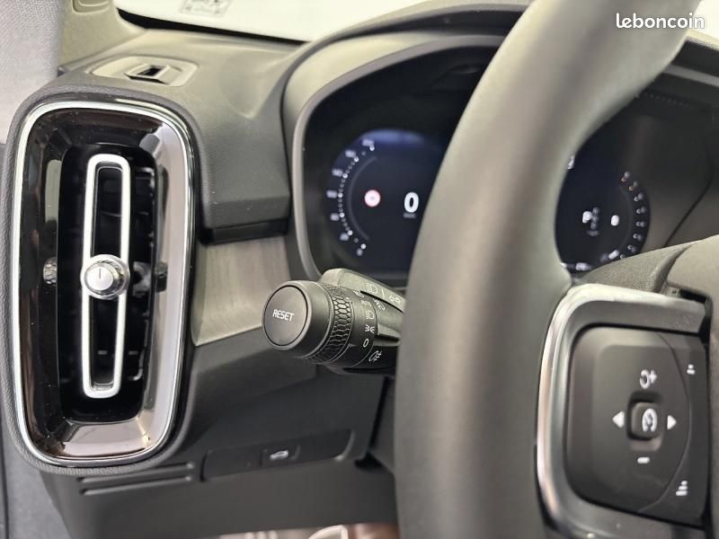 Volvo XC40 B3 163ch Lounge Edition DCT 7 (image 13)