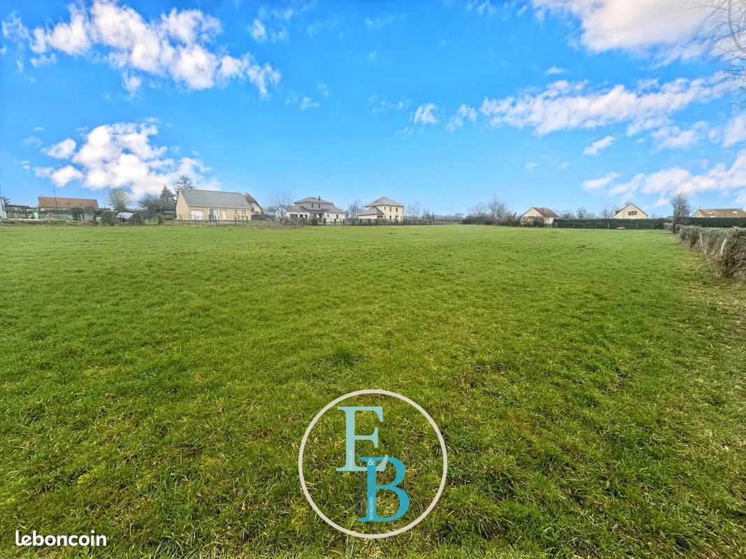 Terrain 481 m² · à Thury-Harcourt-le-Hom · 481 m² · 51 700 €