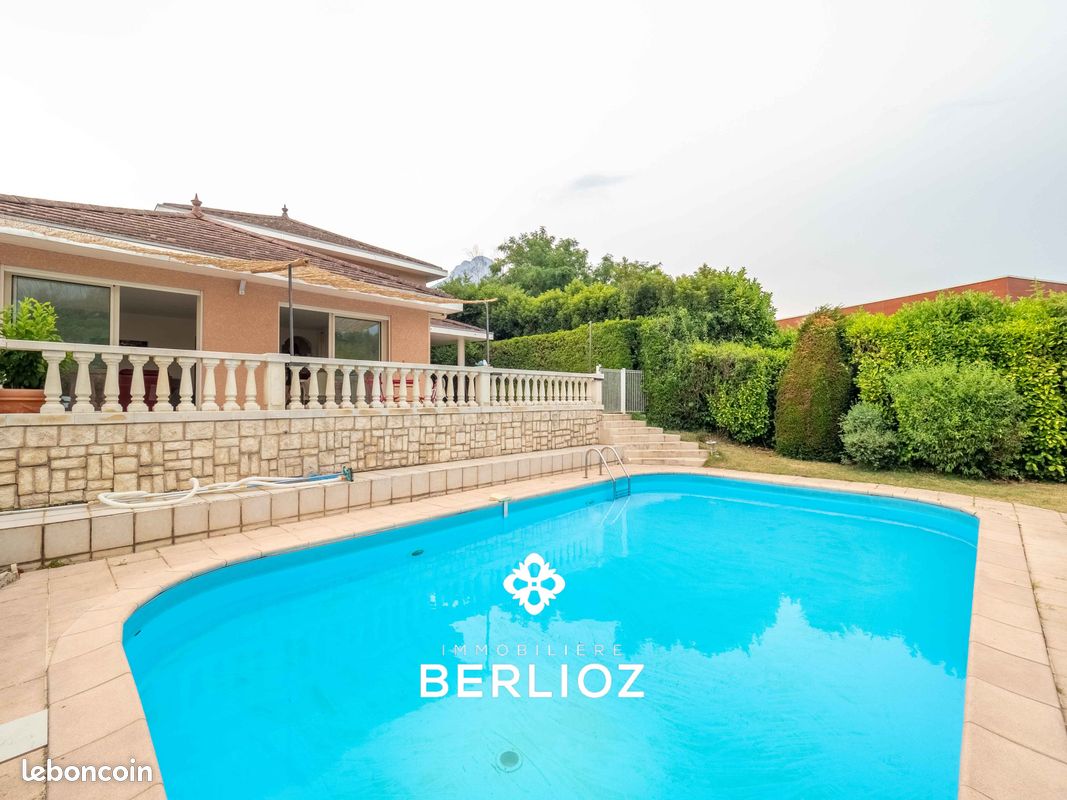 Maison 5 pièces 140 m² · à Saint-Nazaire-les-Eymes · 140 m² · 690 000 €