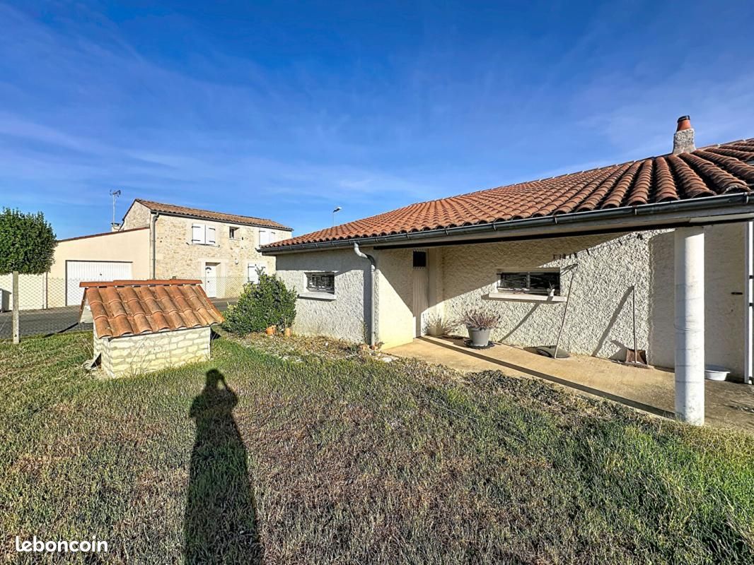 Maison 3 pièces 65 m² · à Échillais · 65 m² · 106 000 €